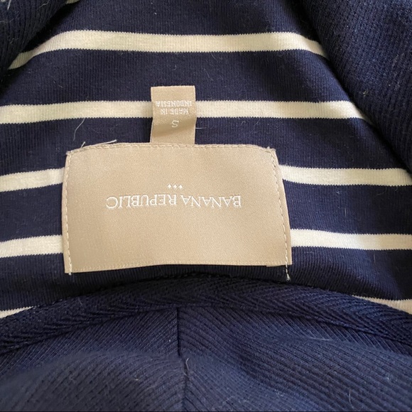 Jcrew sweatshirt with front pocket size S - Picture 4 of 5